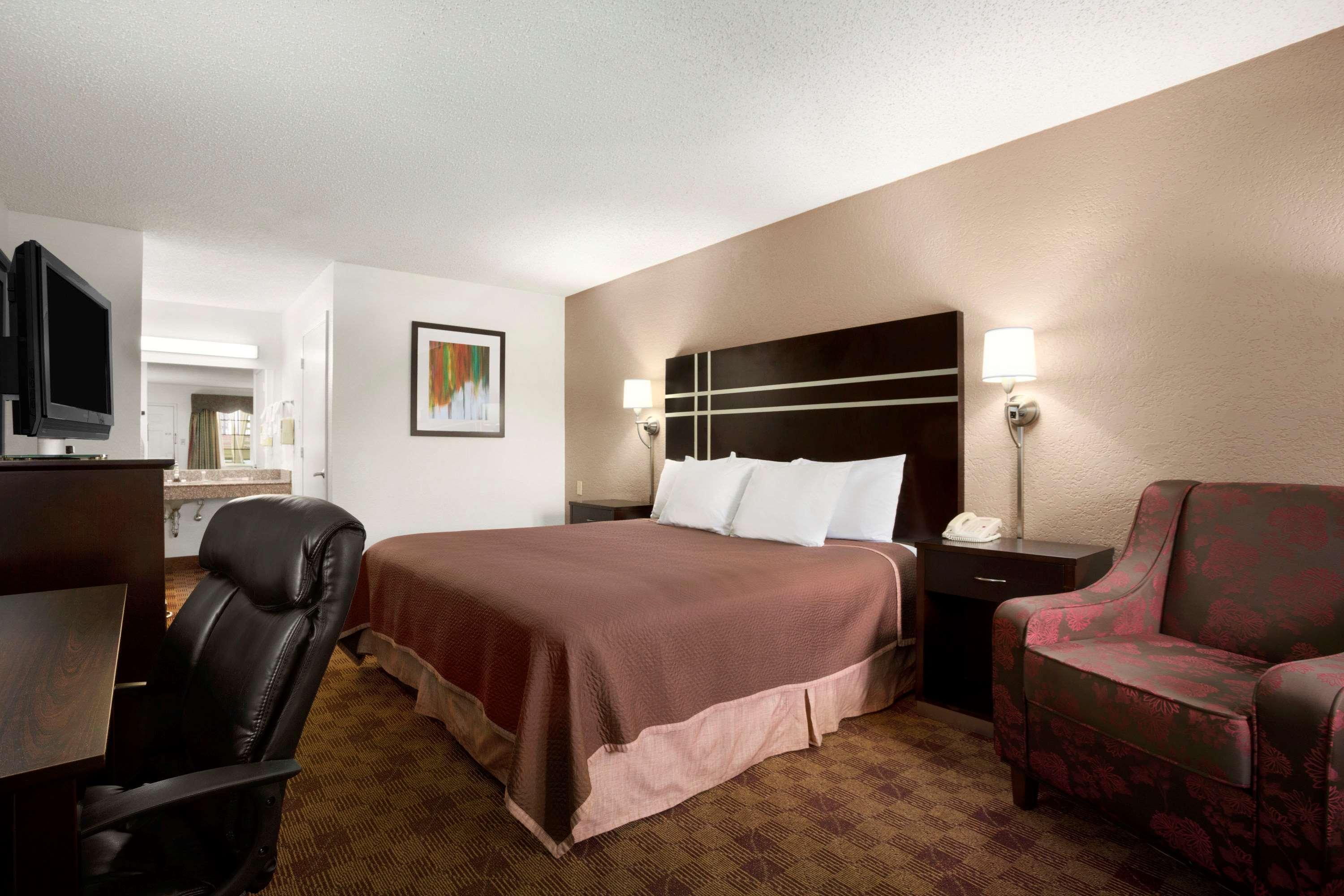 Travelodge By Wyndham Killeen/Fort Hood Экстерьер фото