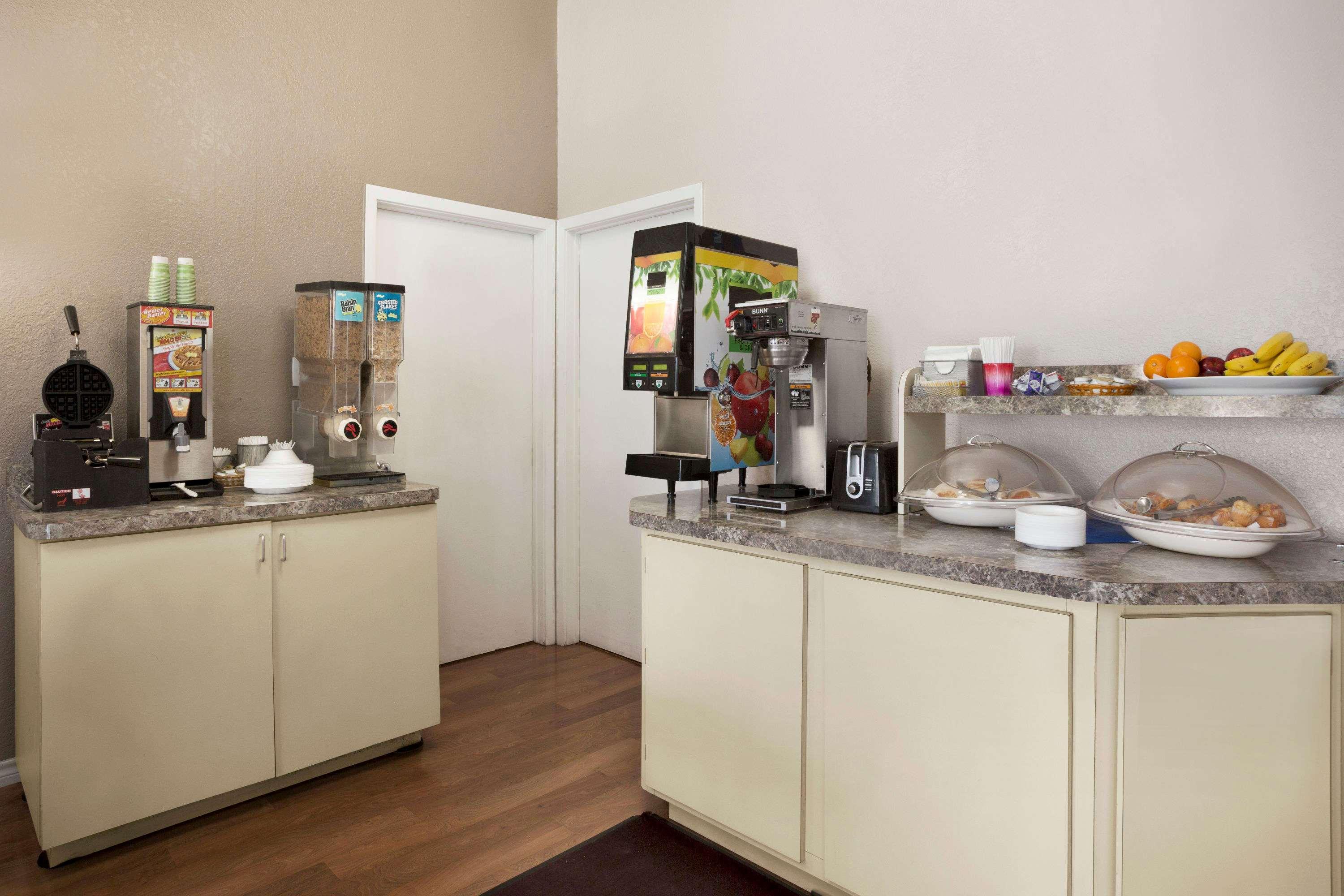 Travelodge By Wyndham Killeen/Fort Hood Экстерьер фото